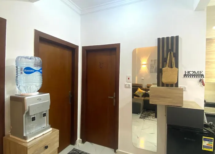 6 Apartman Gurdaka